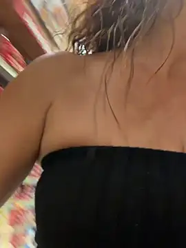 CioniWeiss Adlı Modelin Canlı XXX Sohbeti