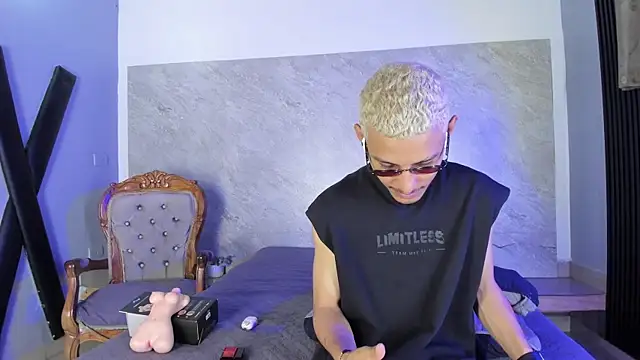 Camilo_Contreras 即時 XXX 聊天
