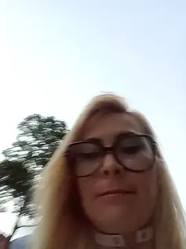 CandieGilson_ Adlı Modelin Canlı XXX Sohbeti