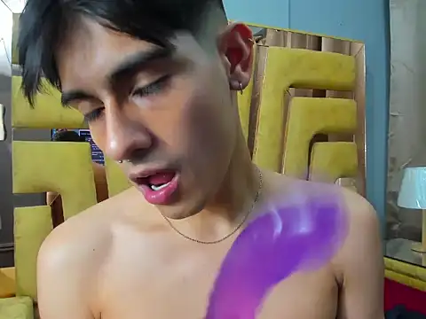 TaylerCruz Live XXX-Chat