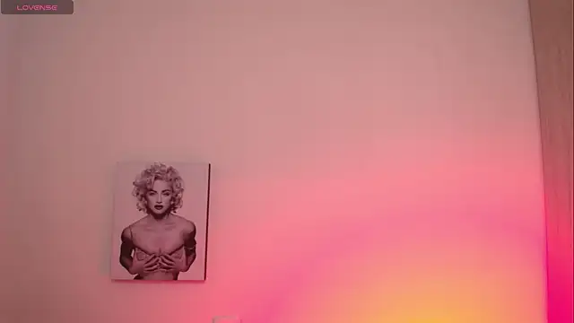 צ'אט XXX בשידור חי של Millie_bobby