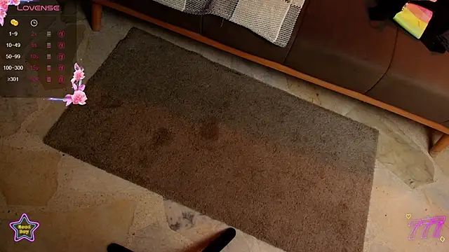Živý XXX chat bloom_apple