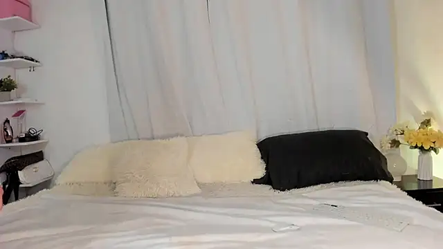 cami_cruzz's Live XXX Chat