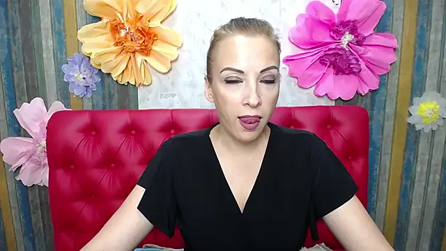 ElizabethSho Live XXX Chat