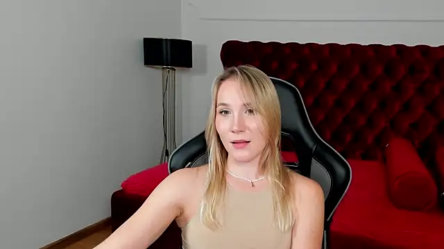 ElaraVoltage – Live XXX-chat
