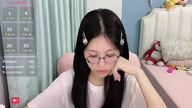Luna-666 网络视讯表演