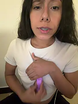 Isabel_stone3のライブXXXチャット