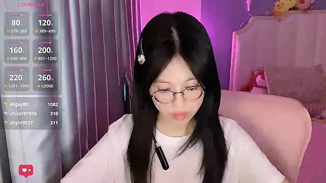 Luna-666 网络视讯表演