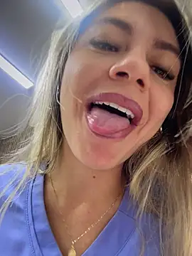 Chat XXX en directo de alicee16