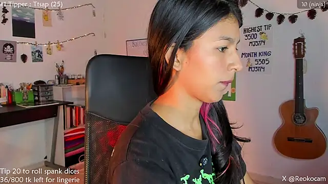 Chat XXX en directo de Reoko0