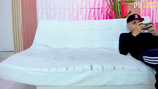 AmazingPartys Live XXX Chat