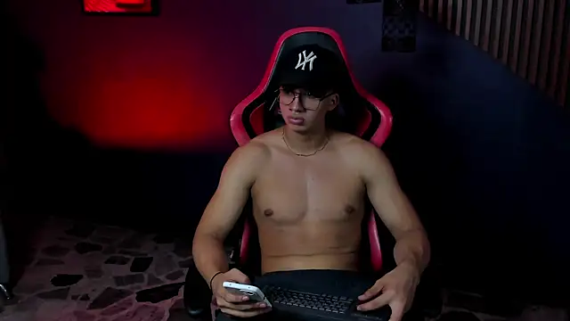 Chat XXX en directo de Axxel_Muscle