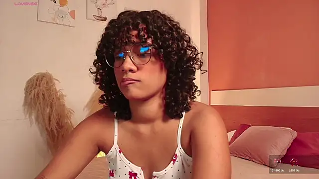 Czat XXX na żywo – Meganlux1