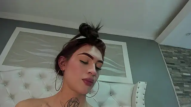 lizz_lunnaのライブXXXチャット