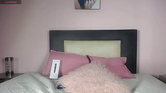 Madisonyoung77n Webbikameraesitys