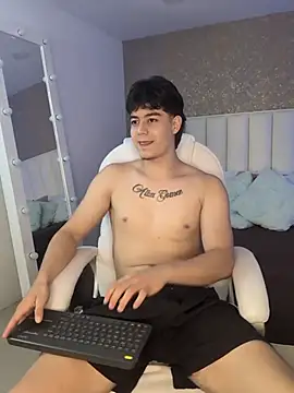 MaxCruz_n Live XXX chat