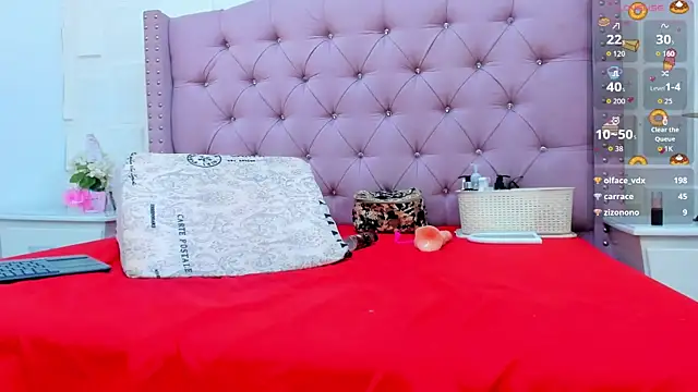 KimberlyBoonee Adlı Modelin Canlı XXX Sohbeti