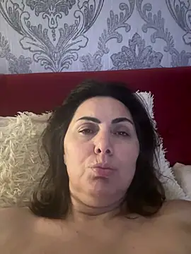 Emma_roqueen লাইভ XXX চ্যাট