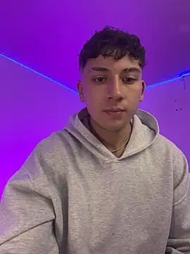 OLIVER_K Live XXX-Chat