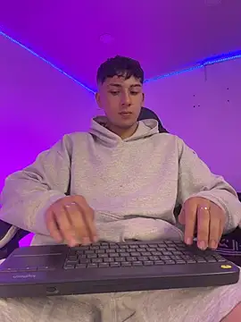 OLIVER_K Live XXX Chat