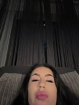 Živý XXX chat Andrestarr