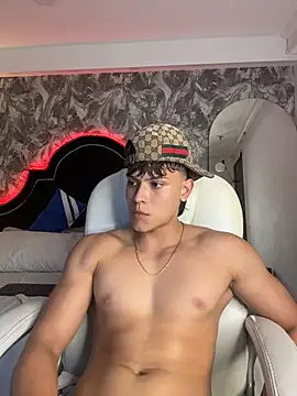 DilanMiller_ élő XXX-chatje