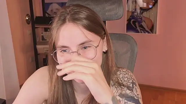Chatroom XXX en direct de _AnnaStark_