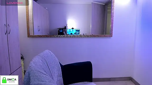 EricaVanderhill élő XXX-chatje