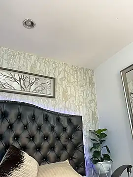XXX chat uživo modela Lander_Cruz