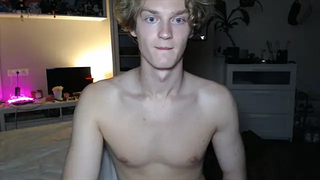 Daniel_yamm live XXX chat
