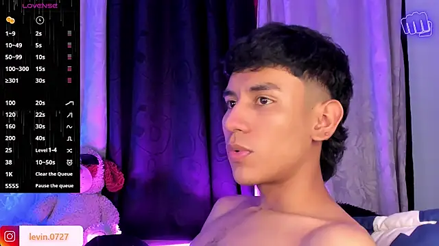 Damien_Howard Chat XXX in diretta