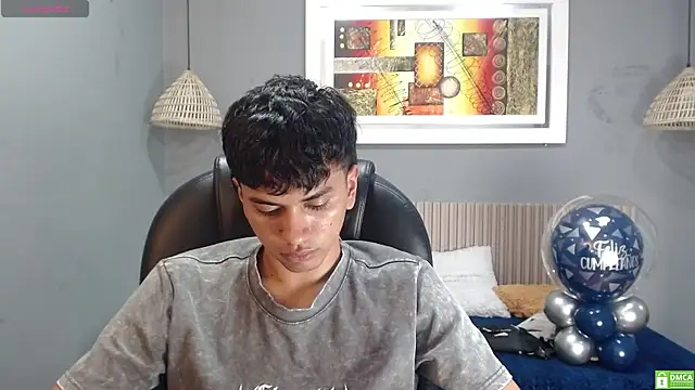 XXX chat uživo modela markbowie