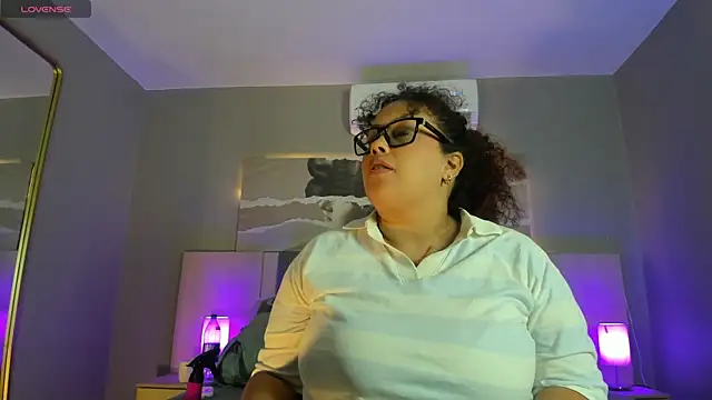 Zara_Holly_ Chat XXX live