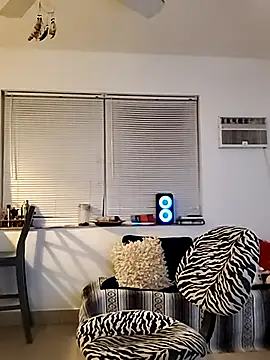Scarlettishere's Webcam Show