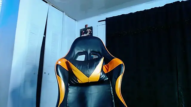 Adam_Hudsond's Live XXX Chat