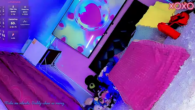 Thalia_girl21 Show in webcam