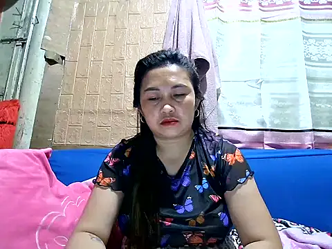 Lonely_Heart Chat XXX in diretta