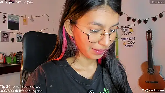 Chat XXX en directo de Reoko0