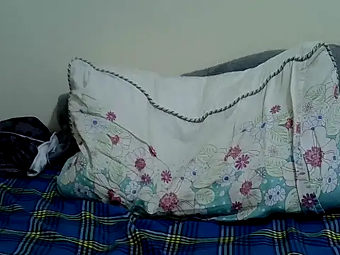 freakypetite XXX чат на живо