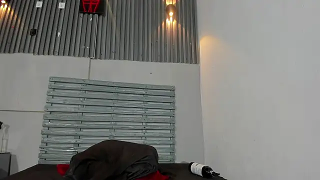 XXX chat uživo modela Thomas_Woolf