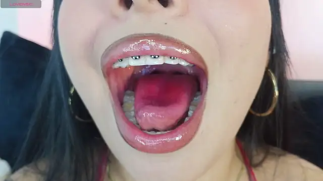mia_roux1 – Naživo XXX chat
