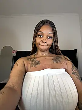 Yatted_Missy's Live XXX Chat