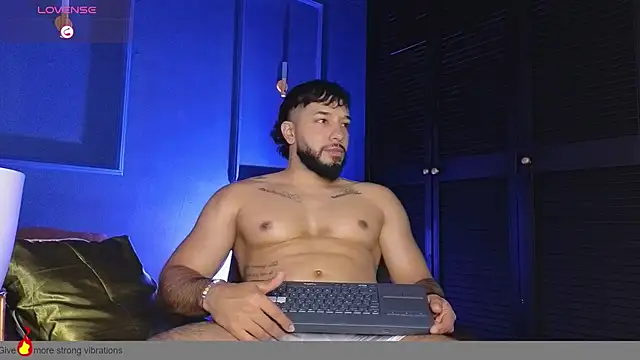 Enzo_001 – Live XXX-chat