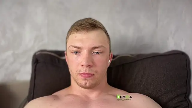 عرض كام iron__chap