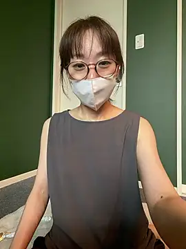 Kaede_00112のライブXXXチャット