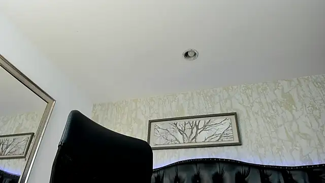 Chat XXX ao vivo de Lander_Cruz