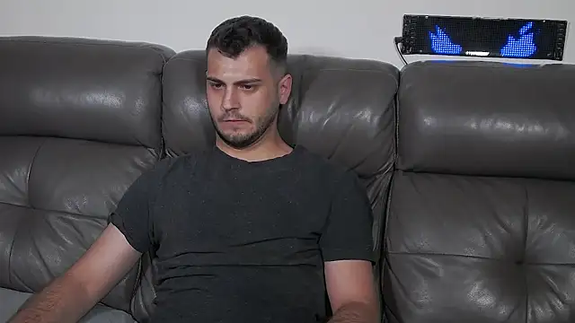 CrazyDom1's Live XXX Chat