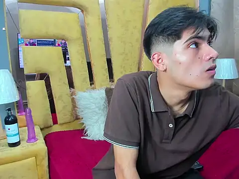 TaylerCruz Live XXX-chat