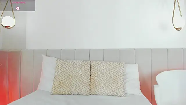 SensuallJenn's Live XXX Chat
