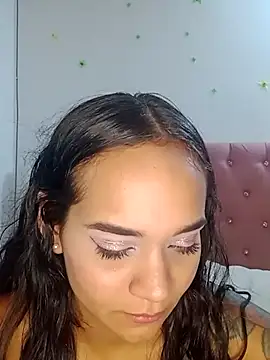 Maria_x_Alejandra 即時 XXX 聊天